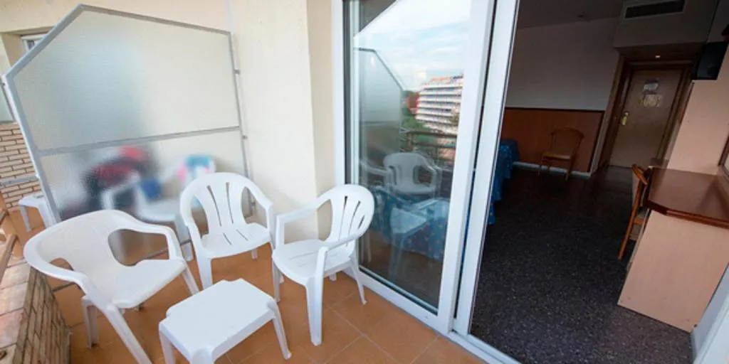 DOUBLE POOL VIEW Room, Jaime I, Costa Dorada
