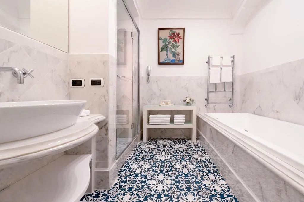 Room, Hotel Santa Caterina, Naples