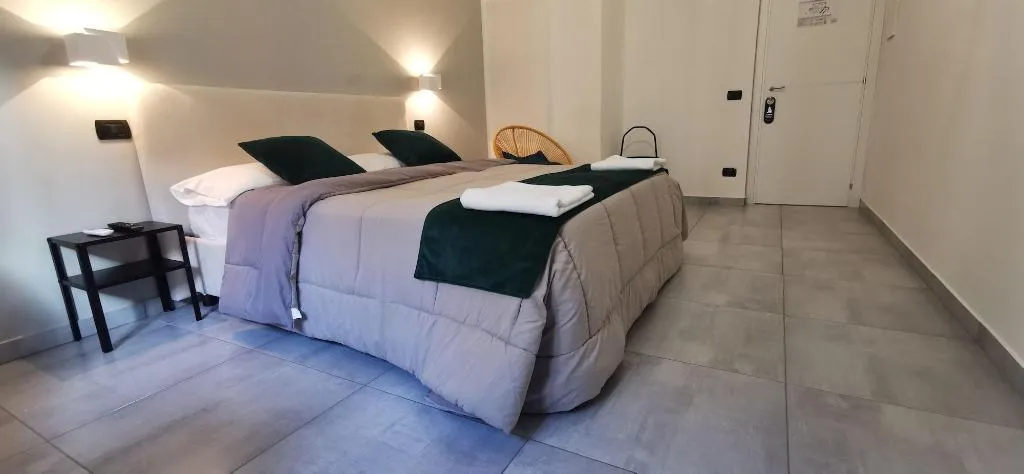 Room, Hi Relais Rooms, Naples