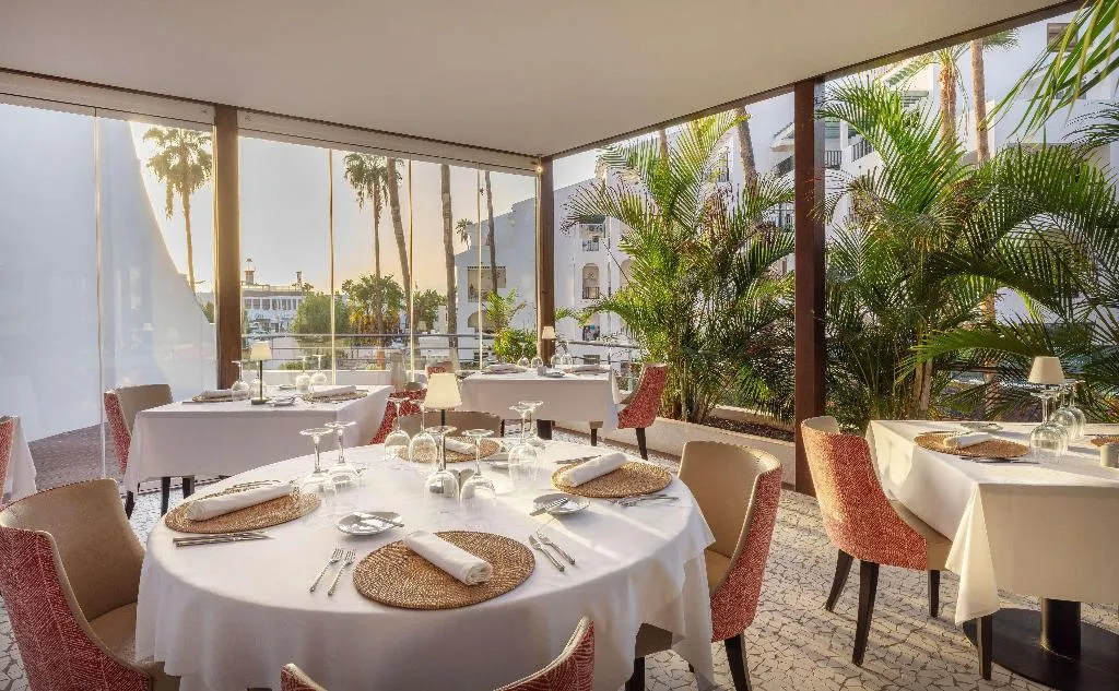 Restaurant, AluaSoul Costa Adeje (Adults Only +16), Tenerife