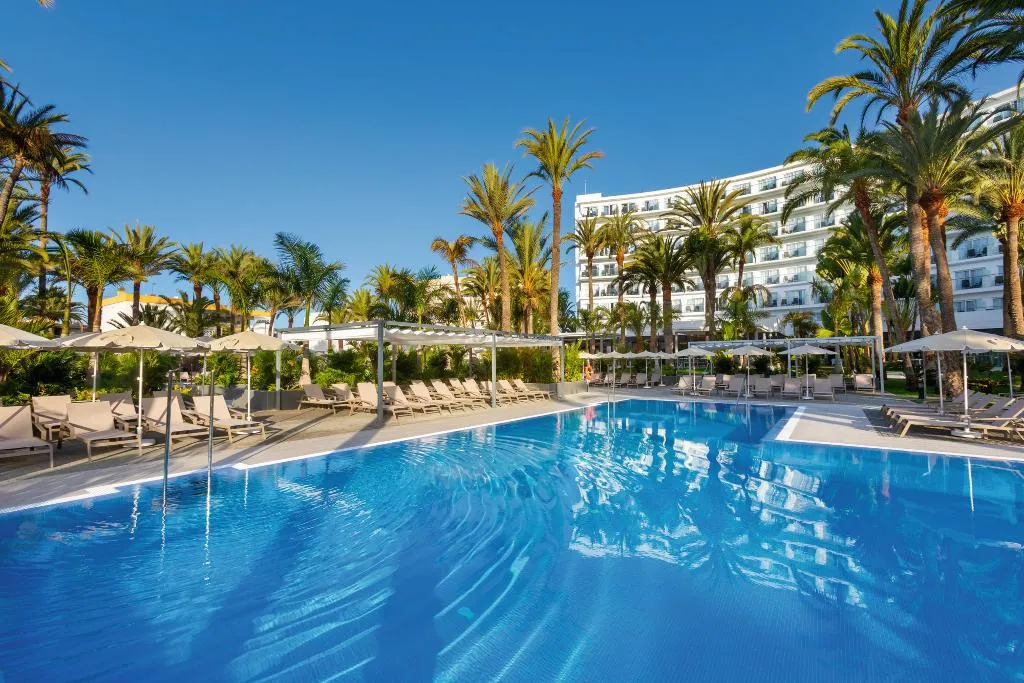 Pool, Hotel Riu Palace Palmeras - All Inclusive, Gran Canaria