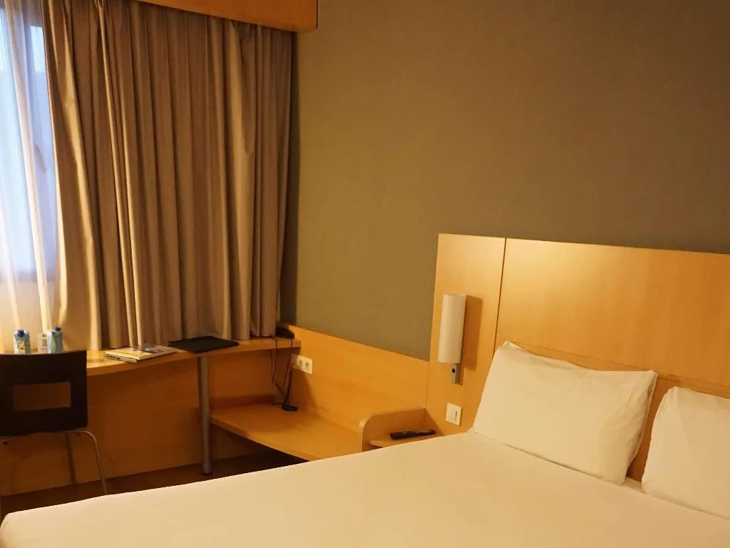 DOUBLE STANDARD Room, ibis Girona Costa Brava, Costa Brava