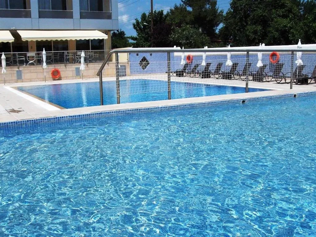 Pool, Dolphin Resort Hotel, Athens