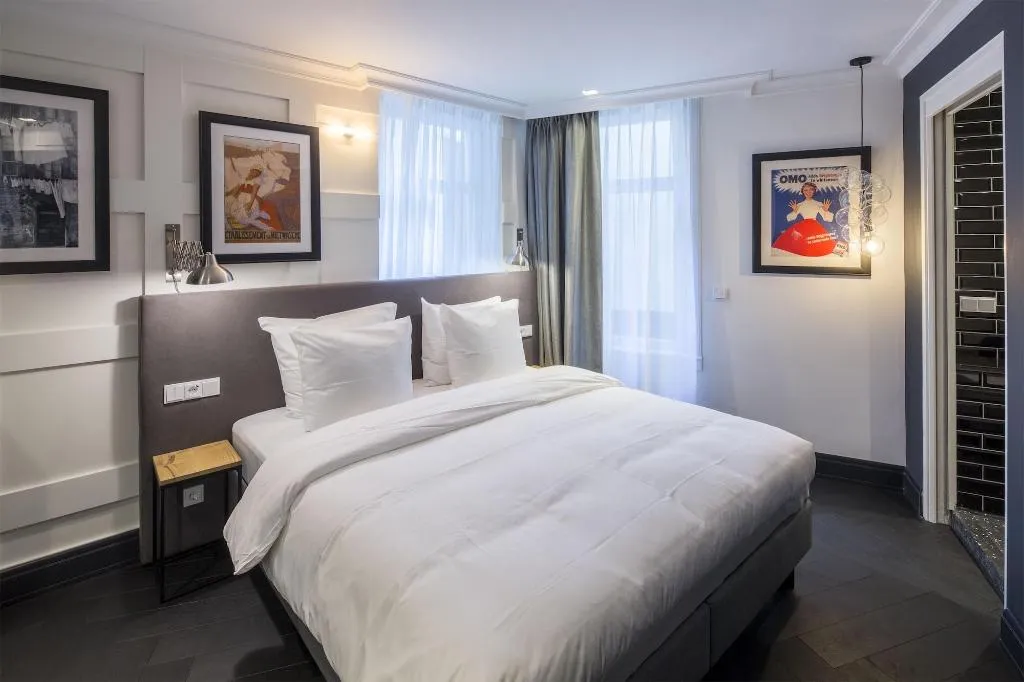 Room, The Highland House, Amsterdam