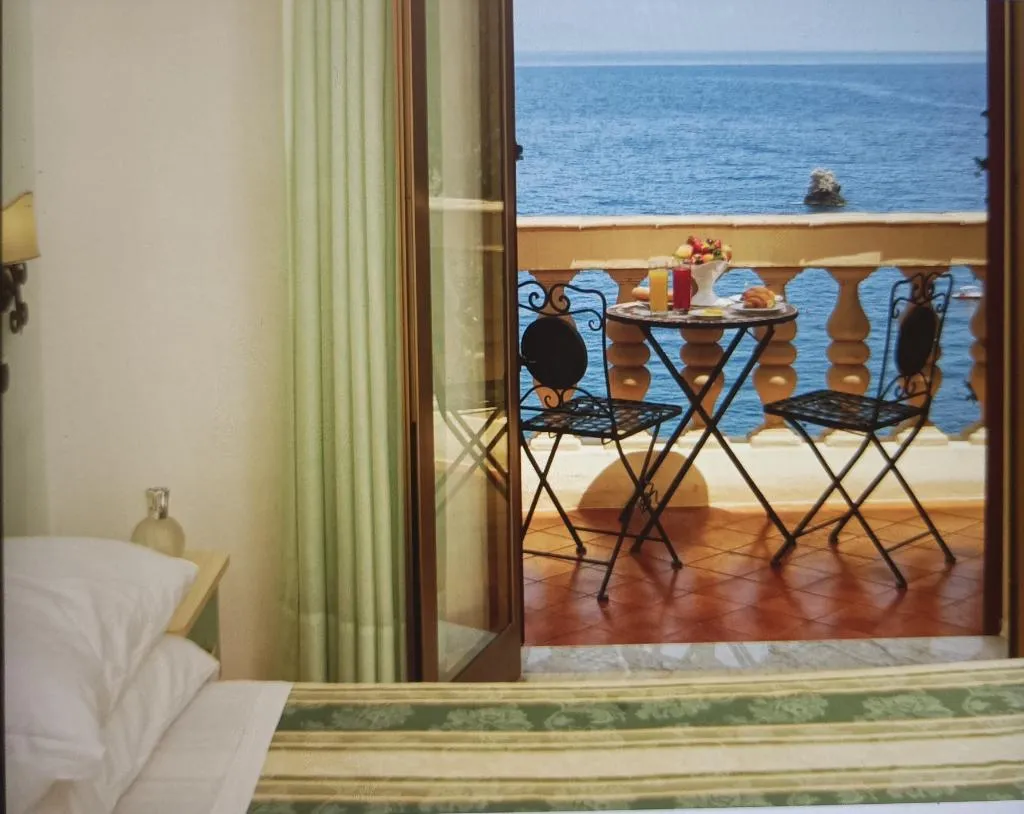 Double or Twin SEA VIEW WITH BALCONY Room, Jonic Hotel Mazzarò, Taormina