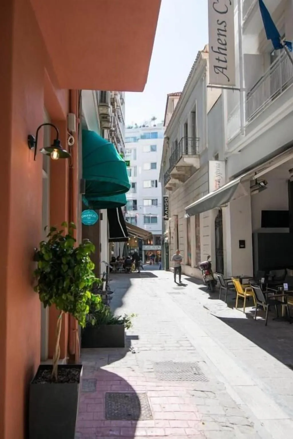 General view, Metis Uls, Athens