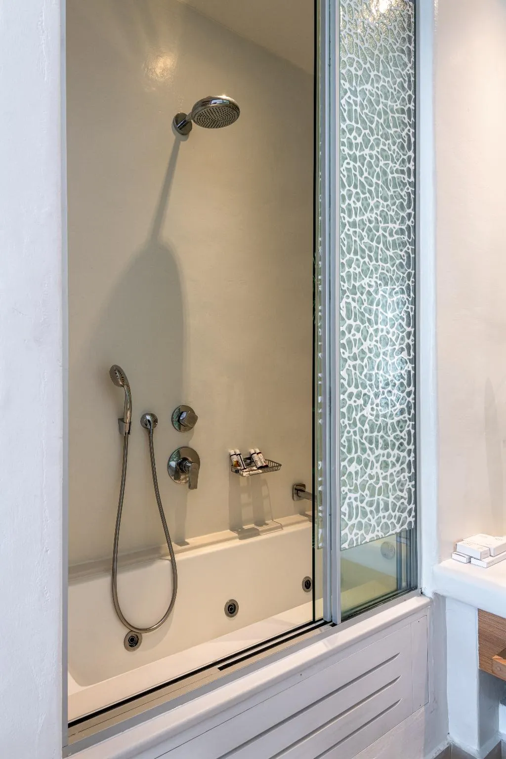 JUNIOR SUITE WITH JACUZZI Room, Nissaki Boutique Hotel, Mykonos