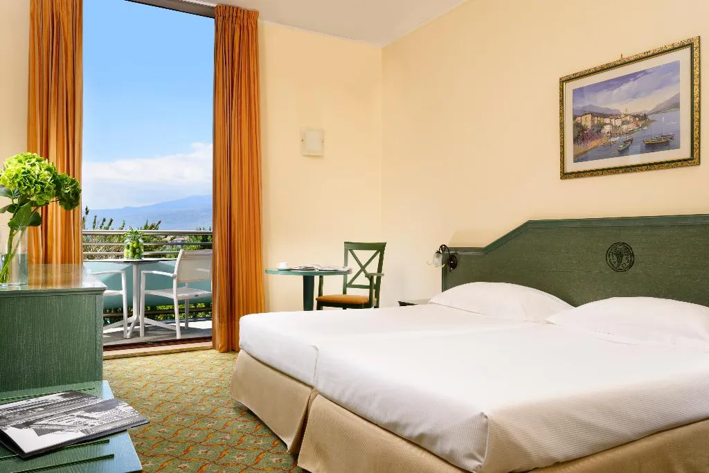 DOUBLE CLASSIC Room, UNA HOTELS Naxos Beach Sicilia, Catania