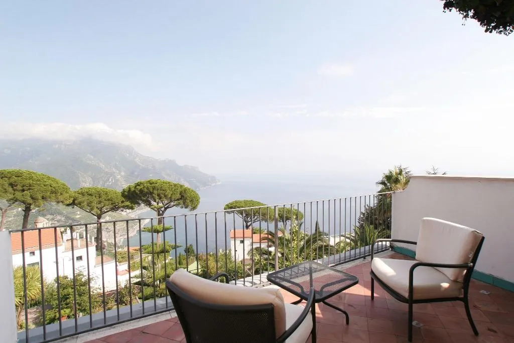 Terrace, Rufolo, Naples