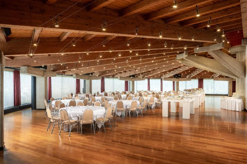 Restaurant, Crowne Plaza Milan Linate, Milan