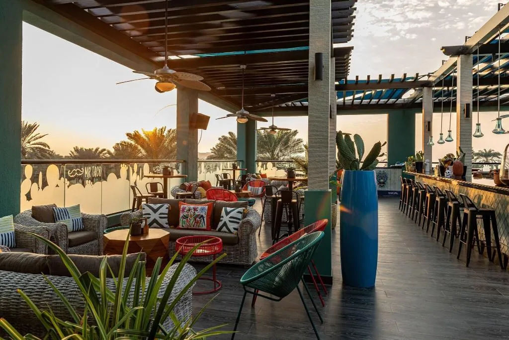 Restaurant, Le Royal Meridien Beach Resort and Spa, Dubai