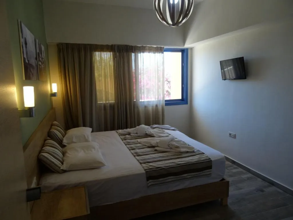 Room, Horizon Beach Hotel, Crete