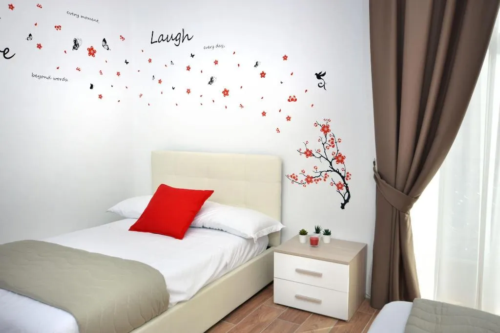 Room, B&B Central Station Napoli, Naples