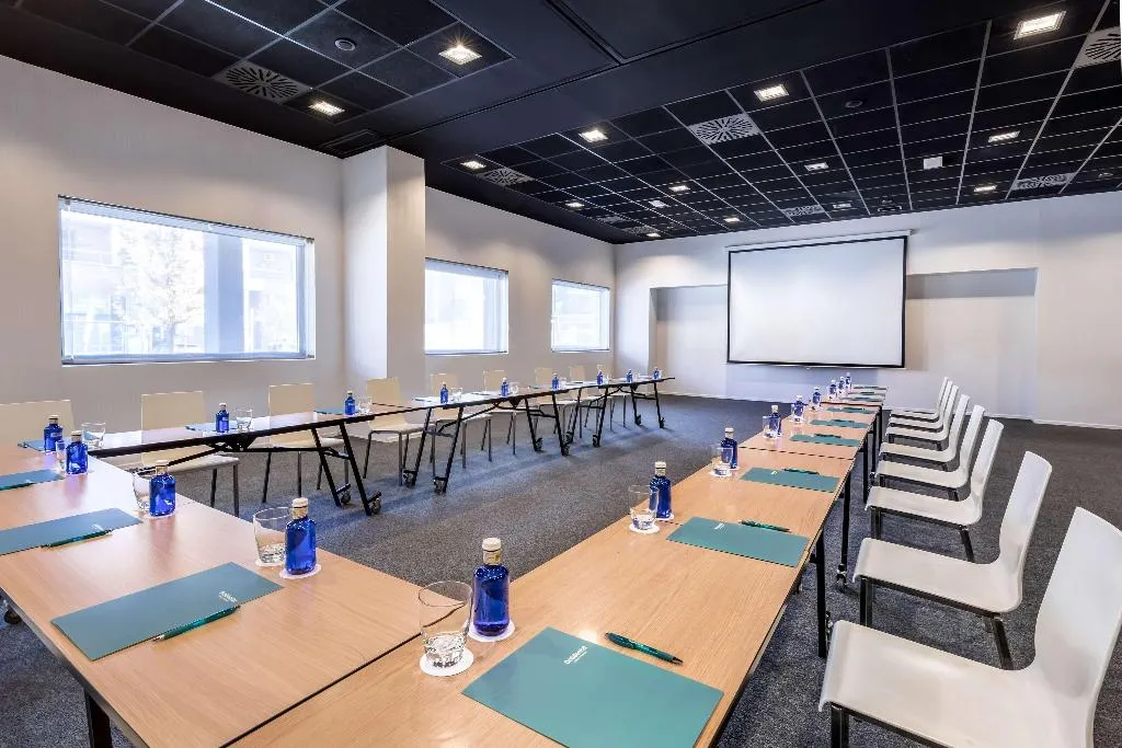 Conferences, Zentral Castellana Norte, Madrid