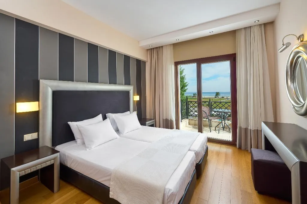 DOUBLE WITH VIEWS Room, Mediterranean Princess Adults Only Hotel, Thessaloniki