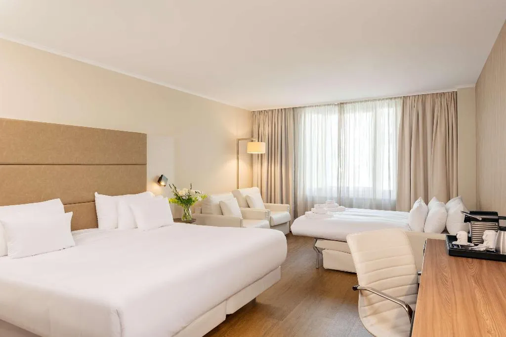 Room, NH Collection Berlin Mitte am Checkpoint Charlie, Berlin