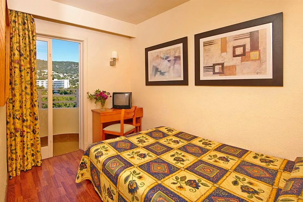 SINGLE STANDARD Room, Blue Bay, Majorca