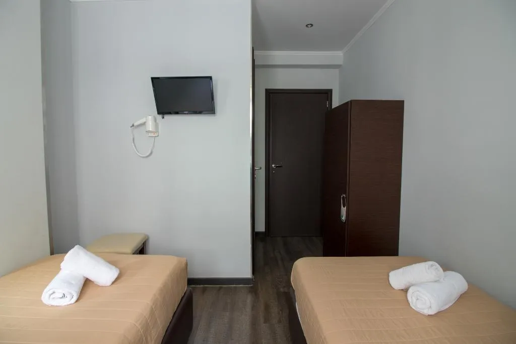TWIN STANDARD Room, Cosmopolit, Athens
