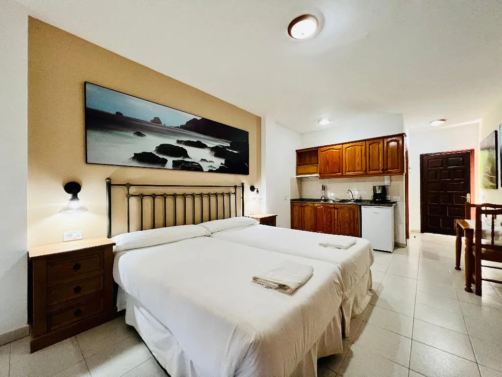 STUDIO CAPACITY 2 Room, Apartamentos Frontera, Tenerife