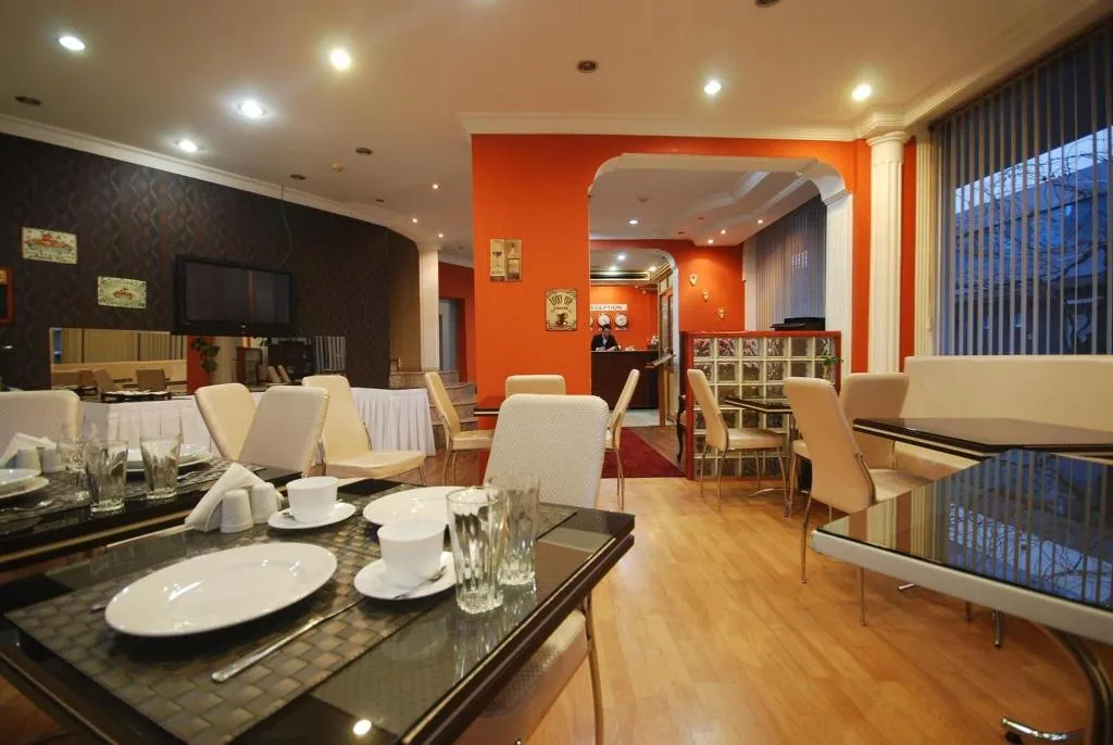 Restaurant, Mini Hotel, Izmir