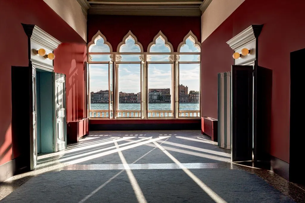 General view, Il Palazzo Experimental, Venice