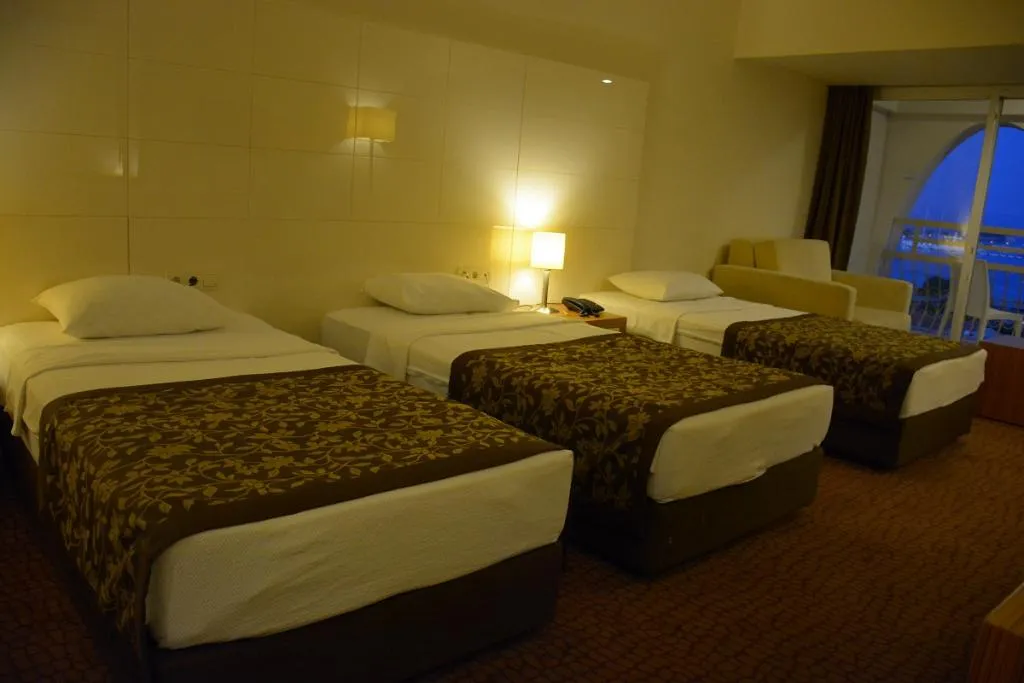 TRIPLE STANDARD Room, Goldenday Wings Hotel, Izmir