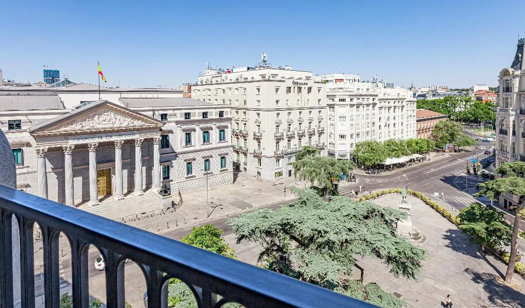 DOUBLE DUPLEX SUPERIOR Room, Hotel Villa Real, Madrid