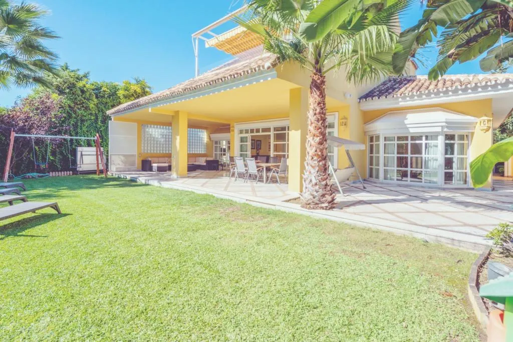 CHALET STANDARD Room, Villa Marina Puerto Banus, Costa Del Sol