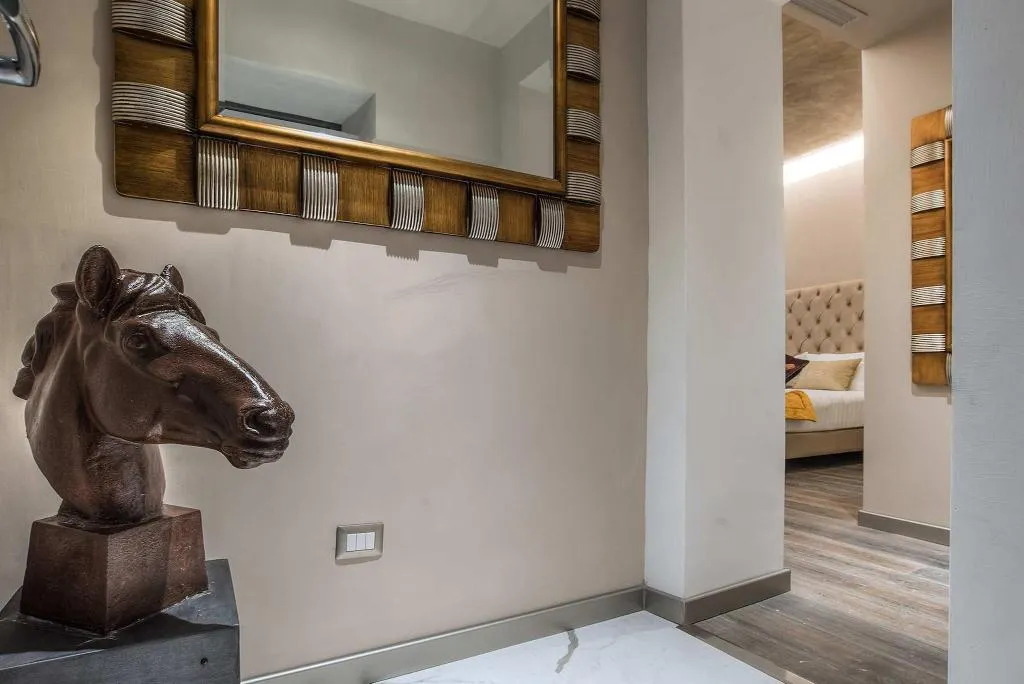 DOUBLE SUPERIOR QUEEN BED Room, Colonna Suite Del Corso, Rome