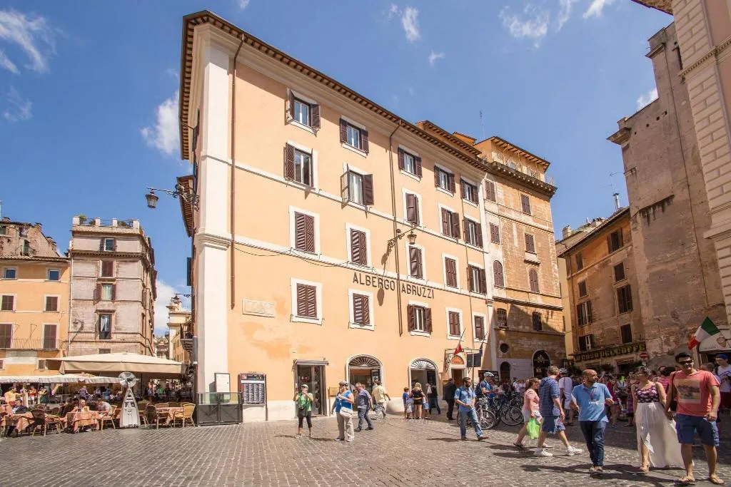 General view, Albergo Abruzzi, Rome