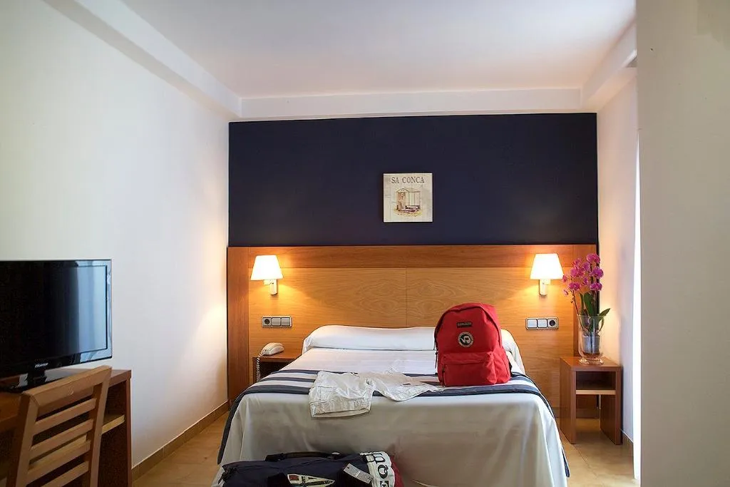 Double or Twin STANDARD Room, Els Pins, Costa Brava