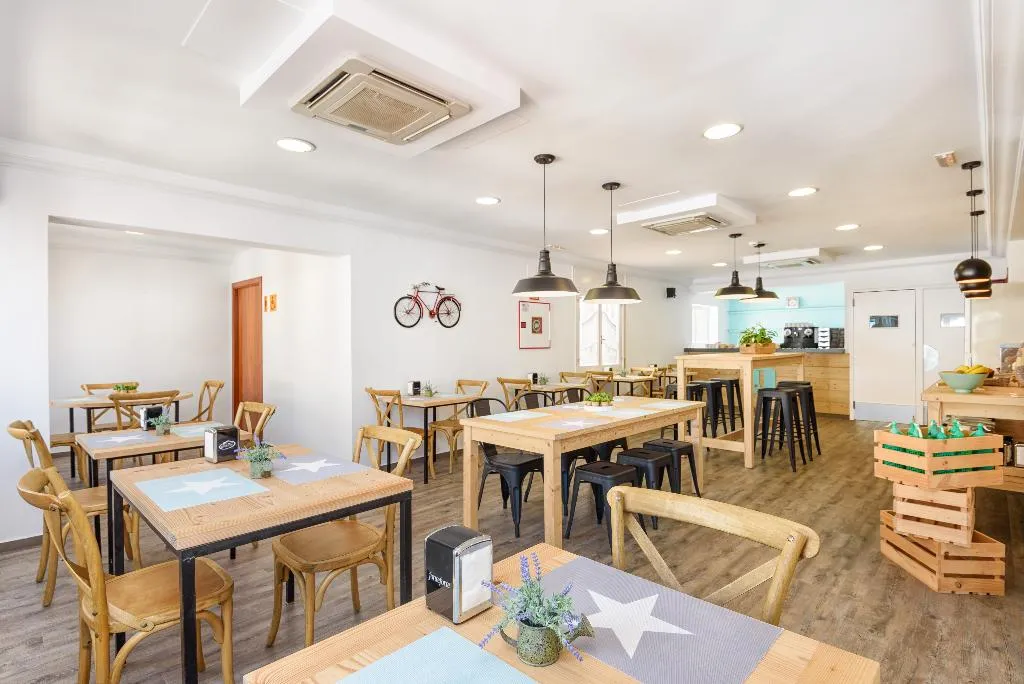 Restaurant, Hostal JUME - URBAN ROOMS, Menorca