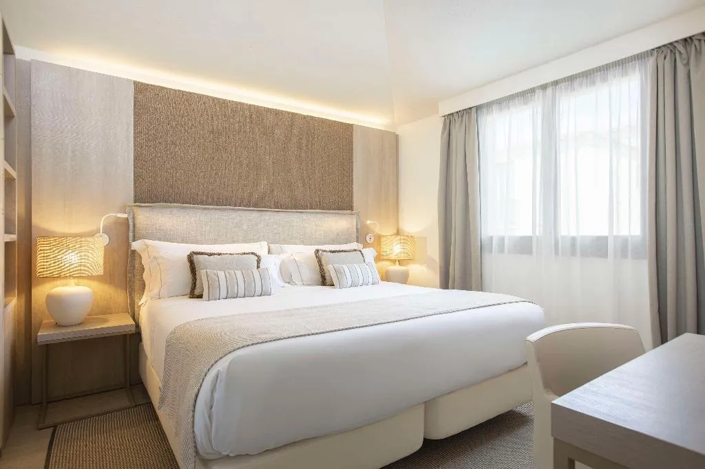SUITE KING BED ONE BEDROOM  Room, Mangia's Santa Teresa Sardinia, Curio Collection, Olbia