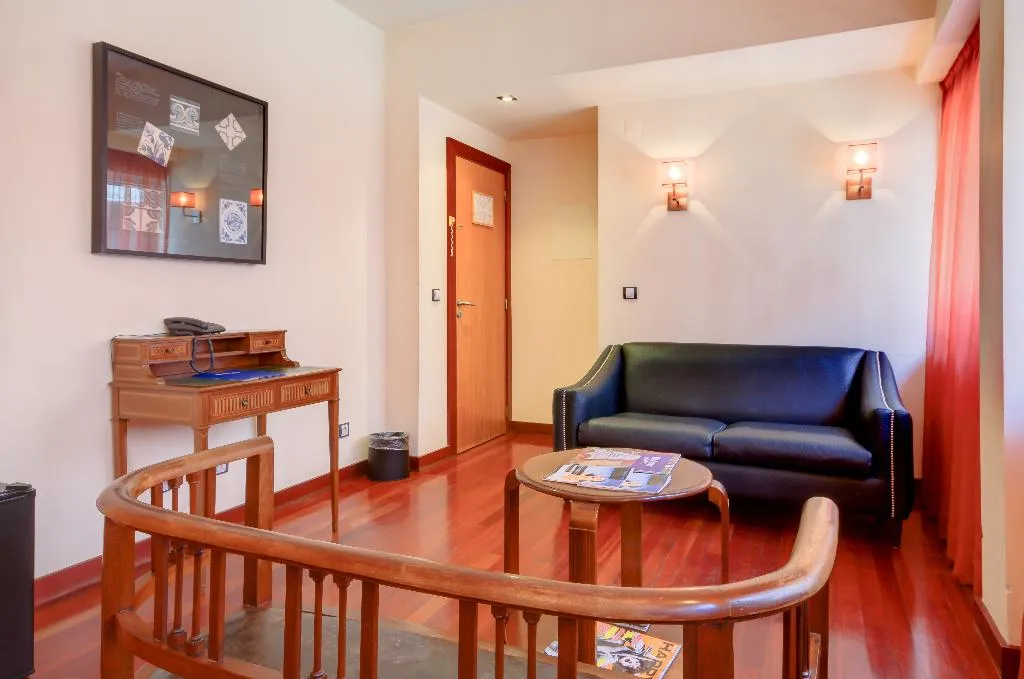 SUITE CAPACITY 2 Room, Hotel Príncipe Real, Lisbon