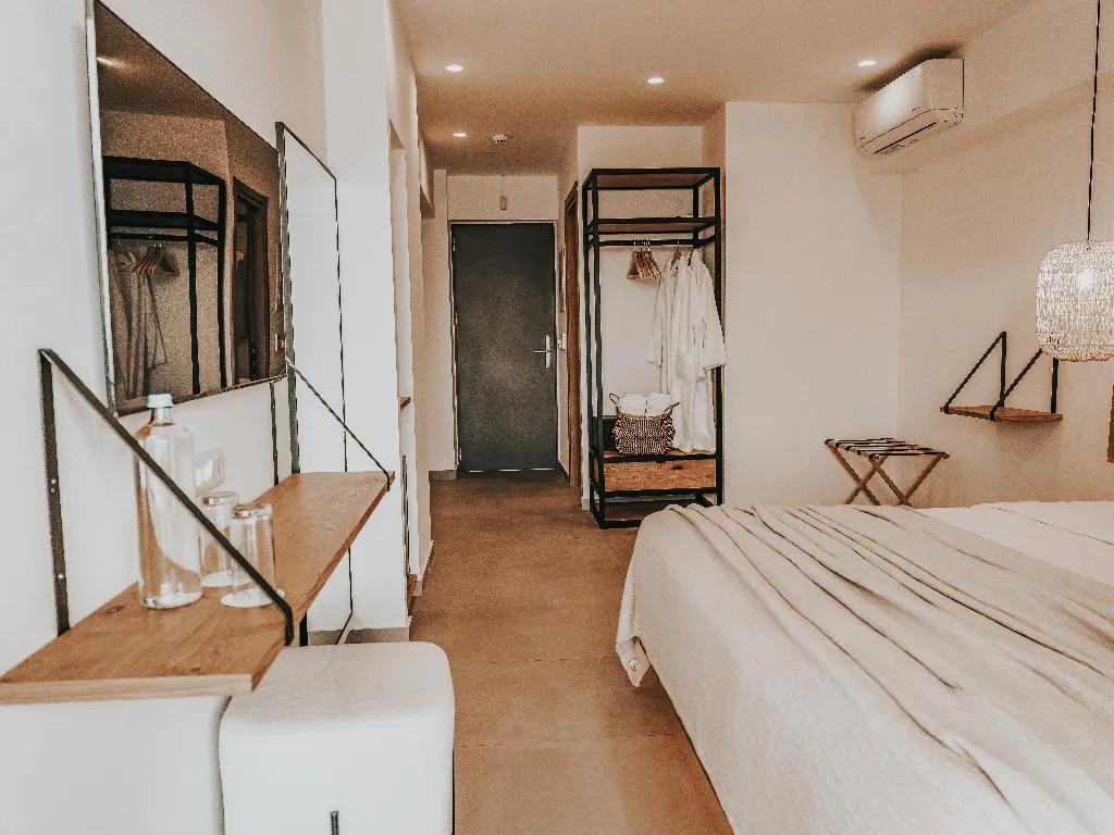 JUNIOR SUITE DELUXE ONE BED Room, Sagredo Boutique Hotel And Spa, Kos