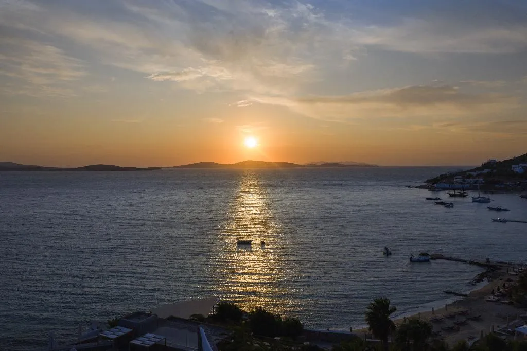 Beach, Mykonos Grand Hotel & Resort, Mykonos