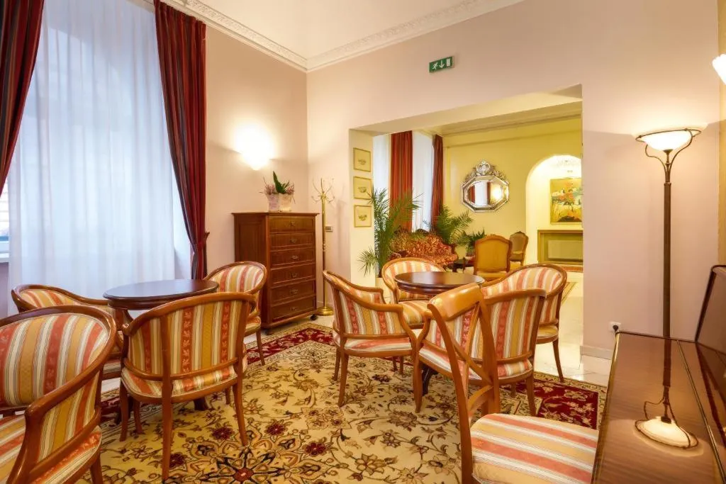 Lobby, St George, Prague