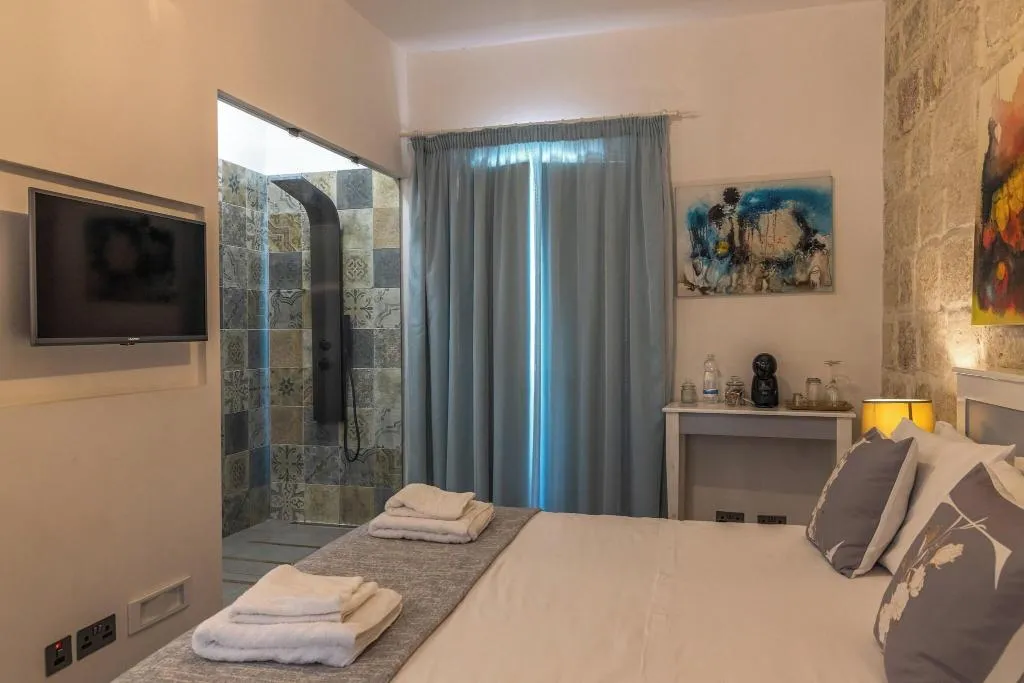 Room, Lemon Tree Bed & Breakfast by CX Collection, Malta