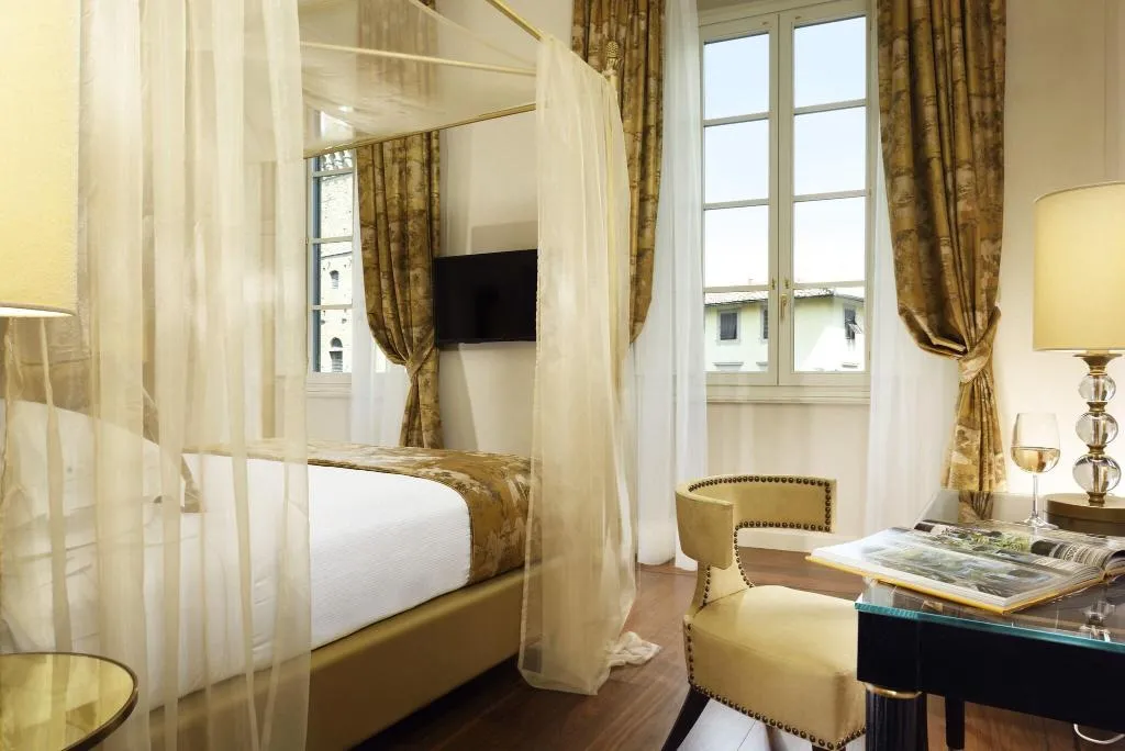 SUITE LUXURY Room, San Firenze Suites And Spa, Florence