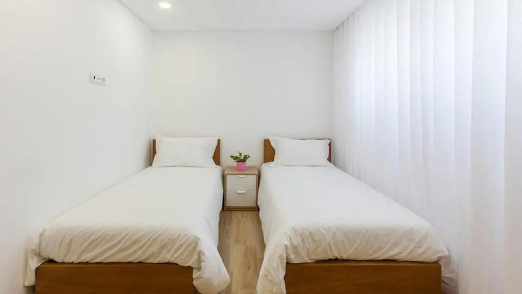 Room, Central Suites, Porto