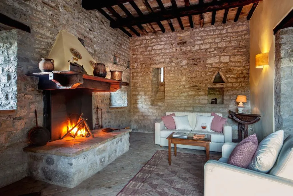 Lobby, Castello Valenzino, Perugia