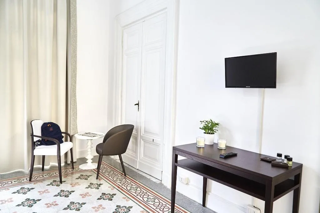 Room, Maison Toledo 210, Naples