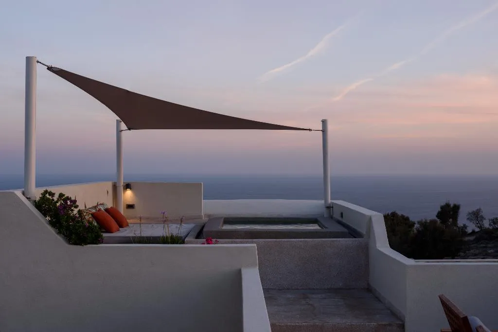 SUITE STANDARD Room, Potnia Theron Suites, Santorini