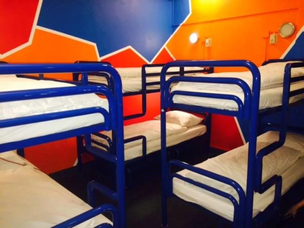Bed in dormitory STANDARD Room, Flying Pigs Downtown Hostel Amsterdam, Amsterdam