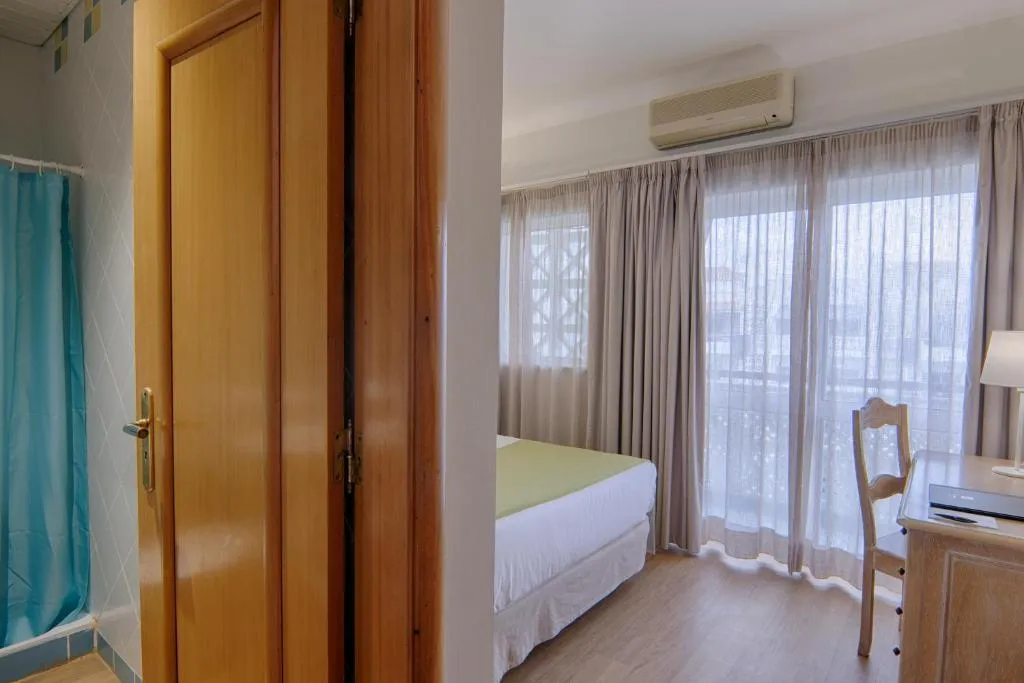 APARTMENT ONE BEDROOM Room, Luna Miramar Club, Algarve