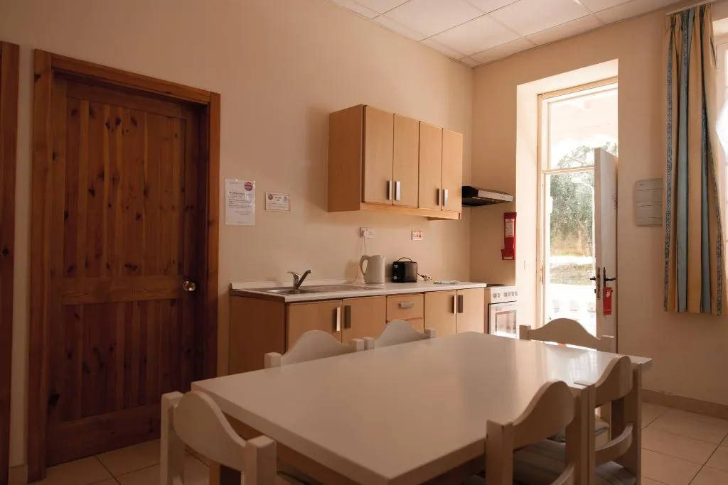 APARTMENT FOUR BEDROOMS Room, Sprachcaffe International Aparthotel Pembroke, Malta