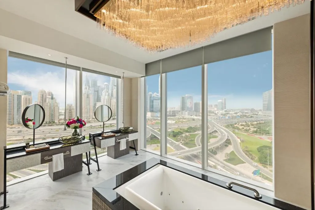 SUITE Presidential Room, Taj Jumeirah Lakes Towers Dubai, Dubai