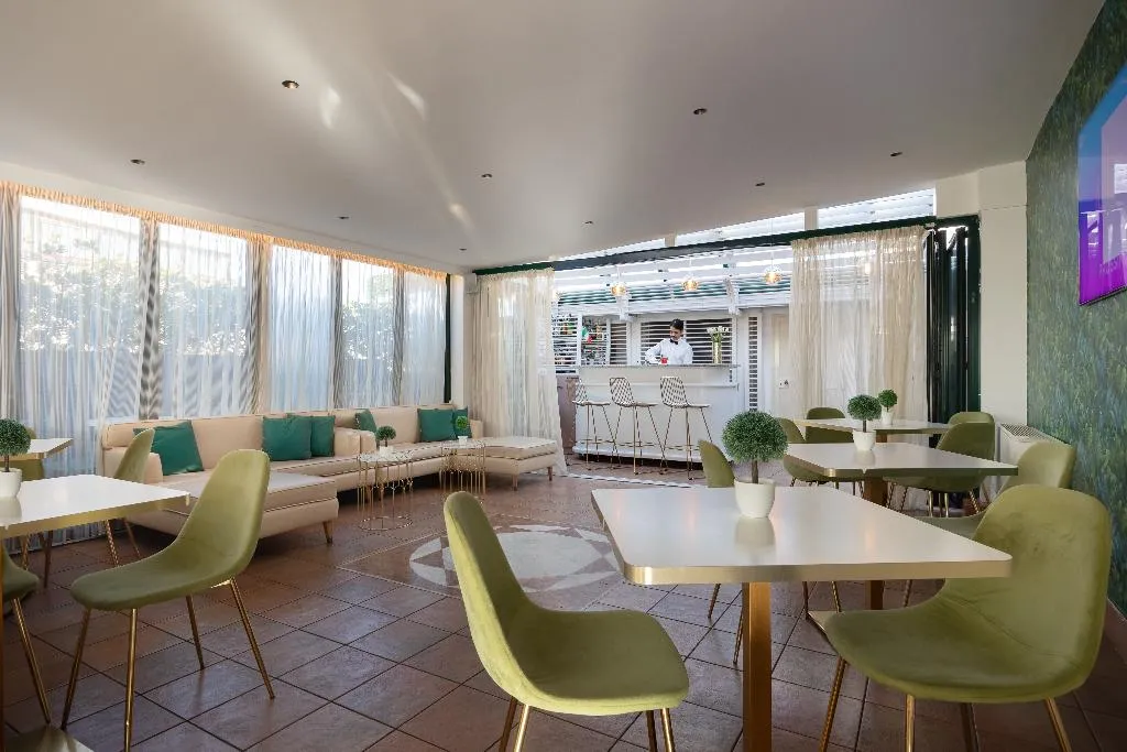 Bar, Palladium Palace, Rome