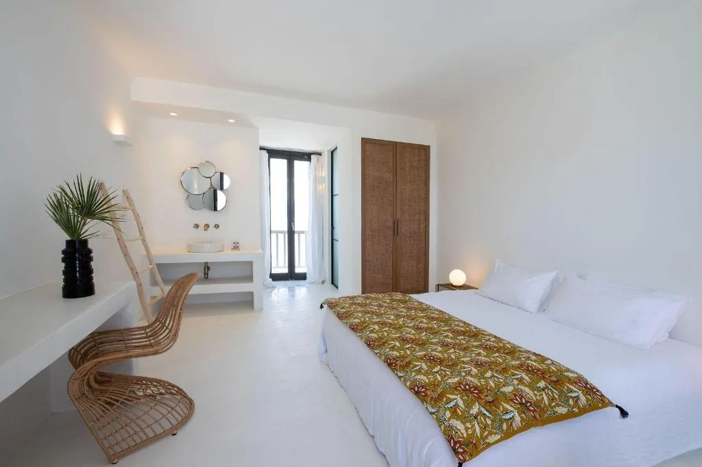 Room, Koukoumi Vegan Boutique Hotel, Mykonos