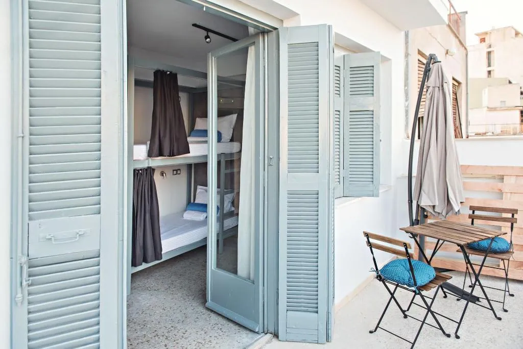 Room, Bedbox Hostel, Athens